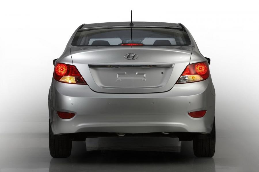  Hyundai Solaris 2011 года  (фото 39 из 45)
